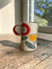Tazza in gres con fiore rosso, giallo o blu dipinto a mano, circa 10cm di altezza × circa 6cm di diametro
