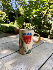 Tazza in gres con fiore rosso, giallo o blu dipinto a mano, circa 10cm di altezza × circa 6cm di diametro