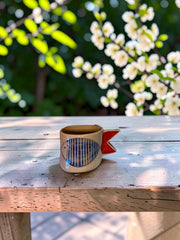 Set di 12 tazzine in ceramica multicolore con pesci, ciascuna di circa 6 cm di diametro × 6 cm di altezza